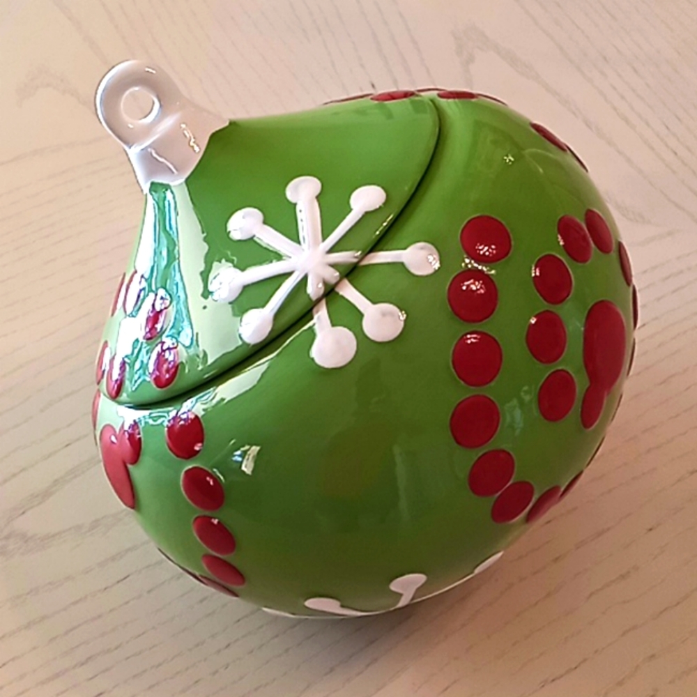Real Home M&M's Christmas Green Ball Tree Ornament Cookie/Candy Jar. Like New!